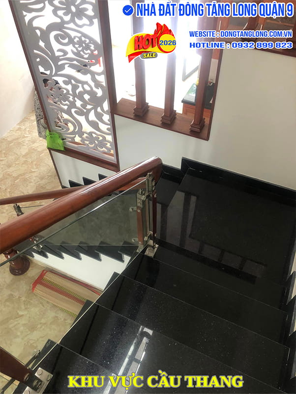 Khu vực cầu thang Shophouse 34 Đường D19 Đông Tăng Long